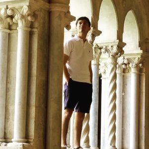 Meet your Posher, Eli